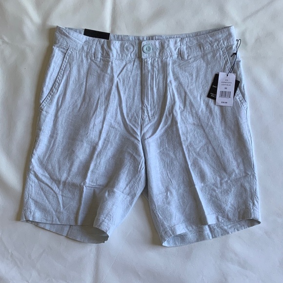 Saks Fifth Avenue Men's Light blue Flat Front Shorts - Picture 2 of 9